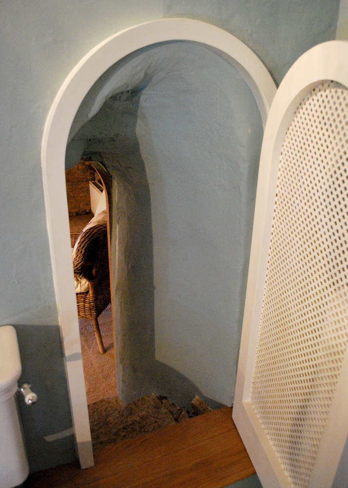 secretpassage714x1000 The Big House Company