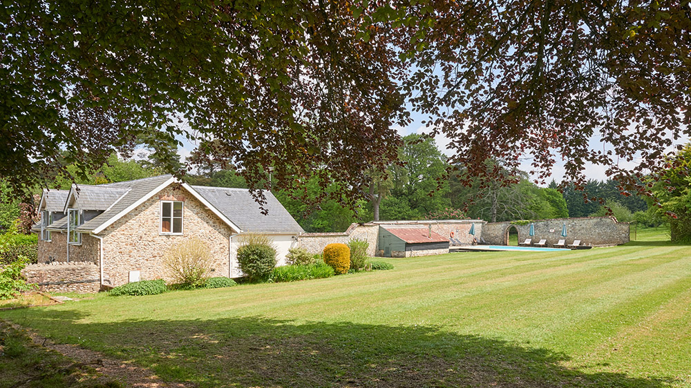 grounds Widcombe Grange