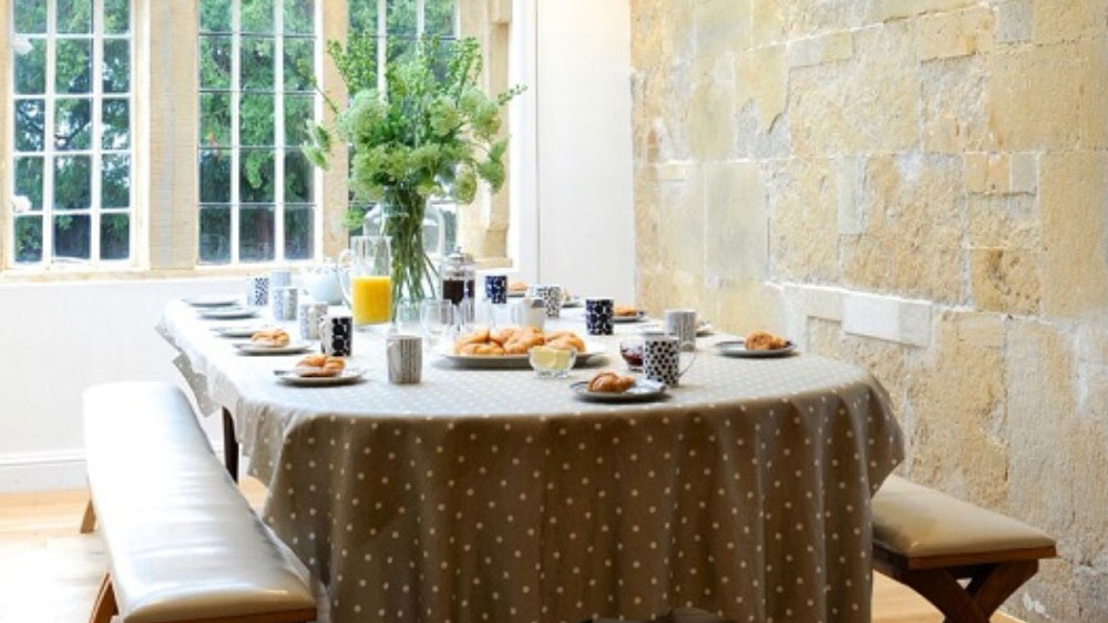 The breakfast area at Somerset Manor is a wonderful space for your morning croissant.