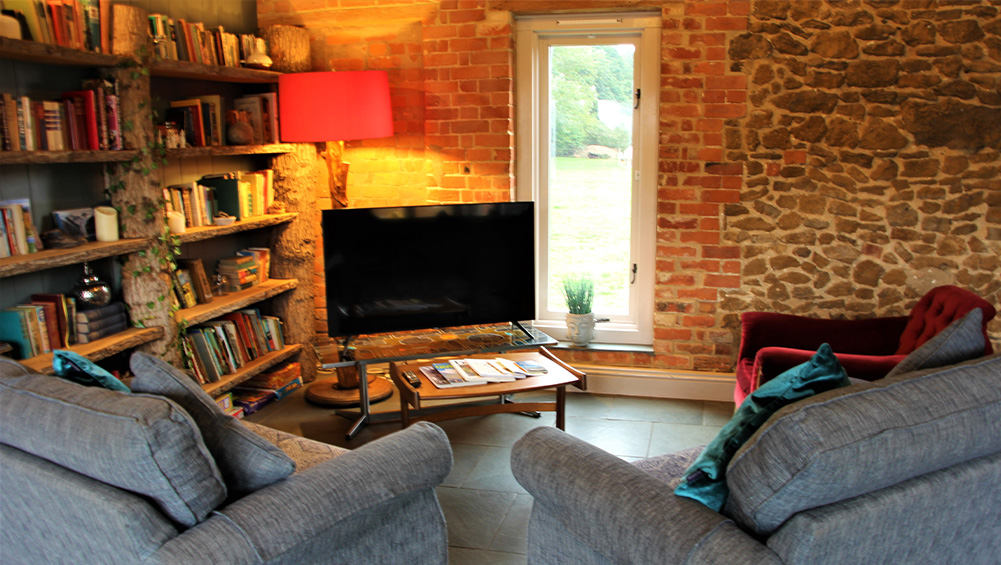 Norfolk Barns is an eight bedroom single storey