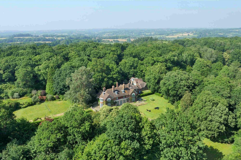 Sussex Manor Party House To Rent East Sussex, Sleeps up to 26