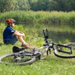 Cycling in the Cotswolds countryside