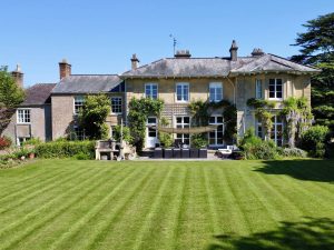 Somerset Manor - Large party house sleeping up to 26 friends and family Large party house sleeping up to 26 friends and family