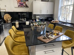 Somerset Manor - The kitchen is spacious and well equipped for all your group