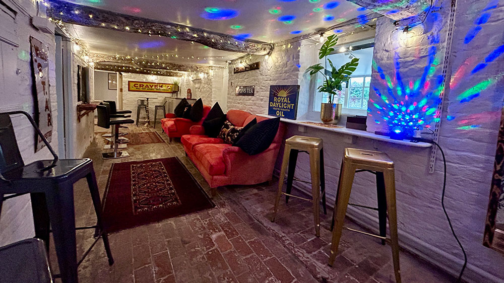 Somerset Manor Karaoke Bar