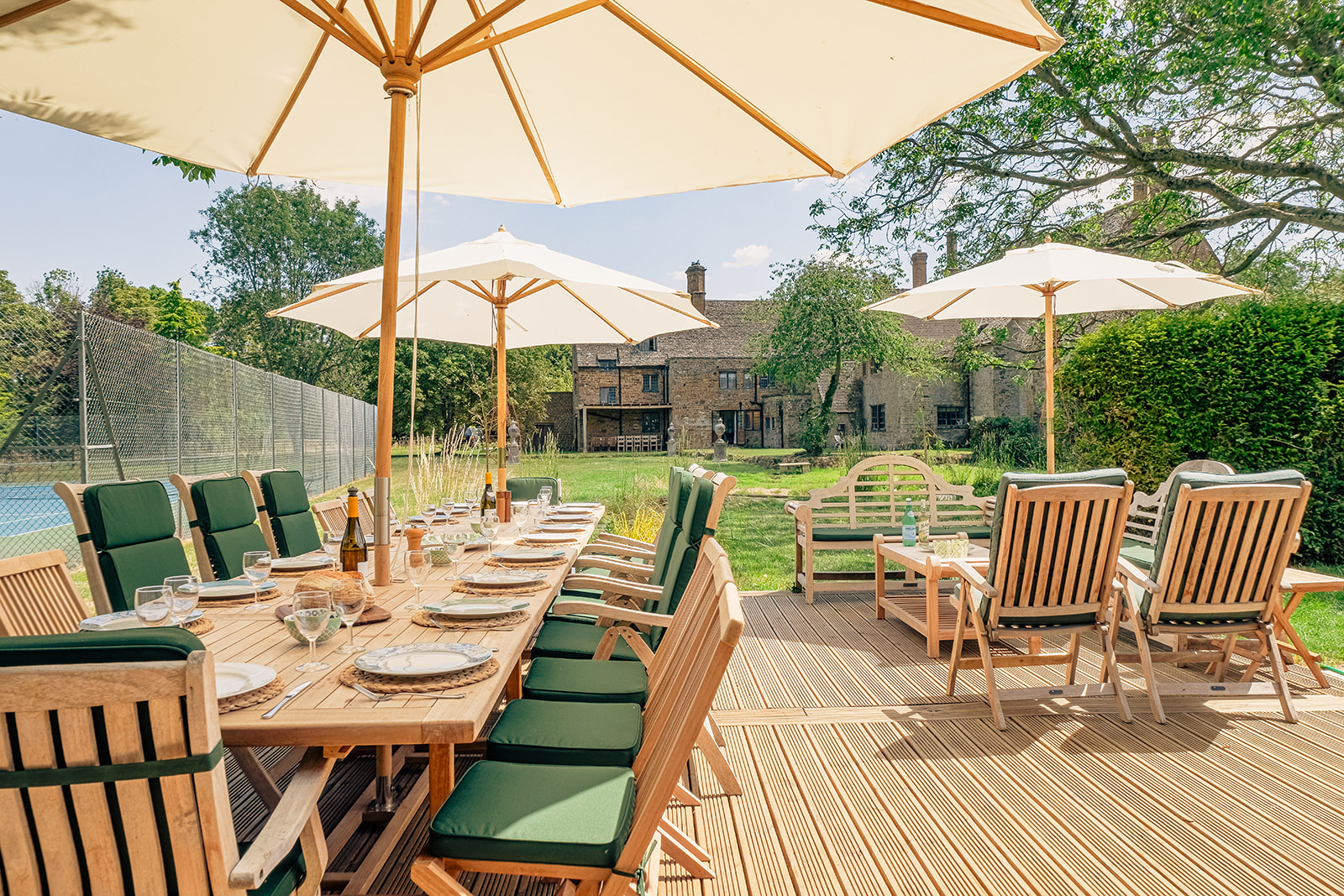 Outside of Tysoe Manor