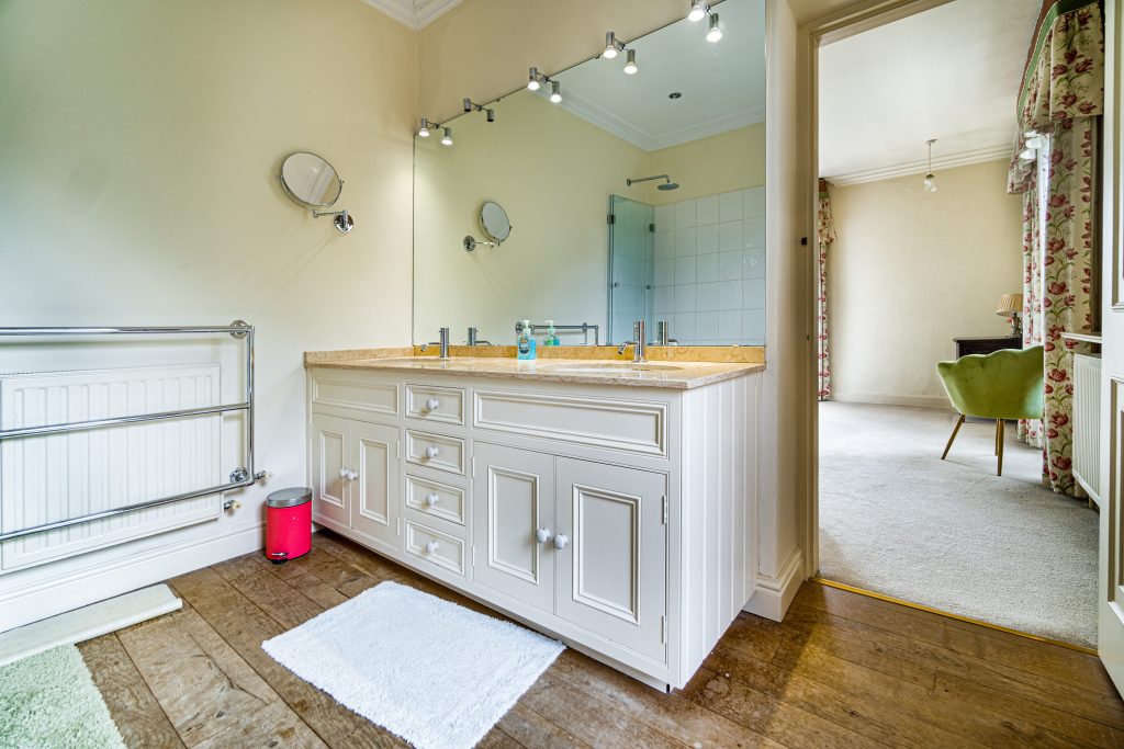 Master Bedroom Ensuite